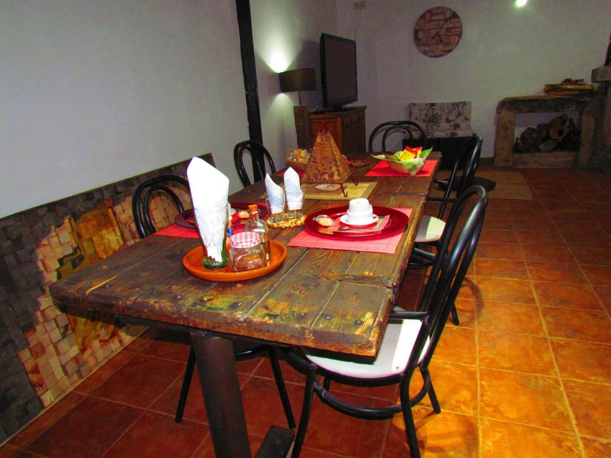 Apartamentos Casas Rurales "Paraje San Blas" Alburquerque Exterior photo