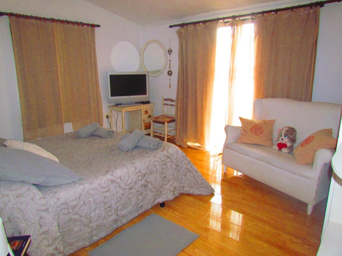 Apartamentos Casas Rurales "Paraje San Blas" Tr-Ba-00166 Alburquerque Exterior photo